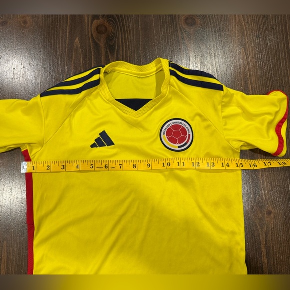 2018 FIFA World Cup Colombia Home 2018 Football Soccer Jersey - Picture 5 of 6